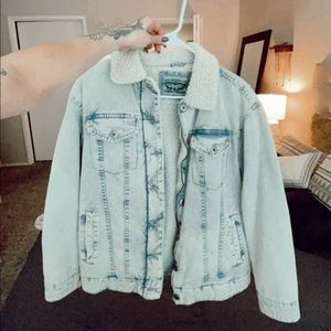 Levi’s Sherpa trucker jacket